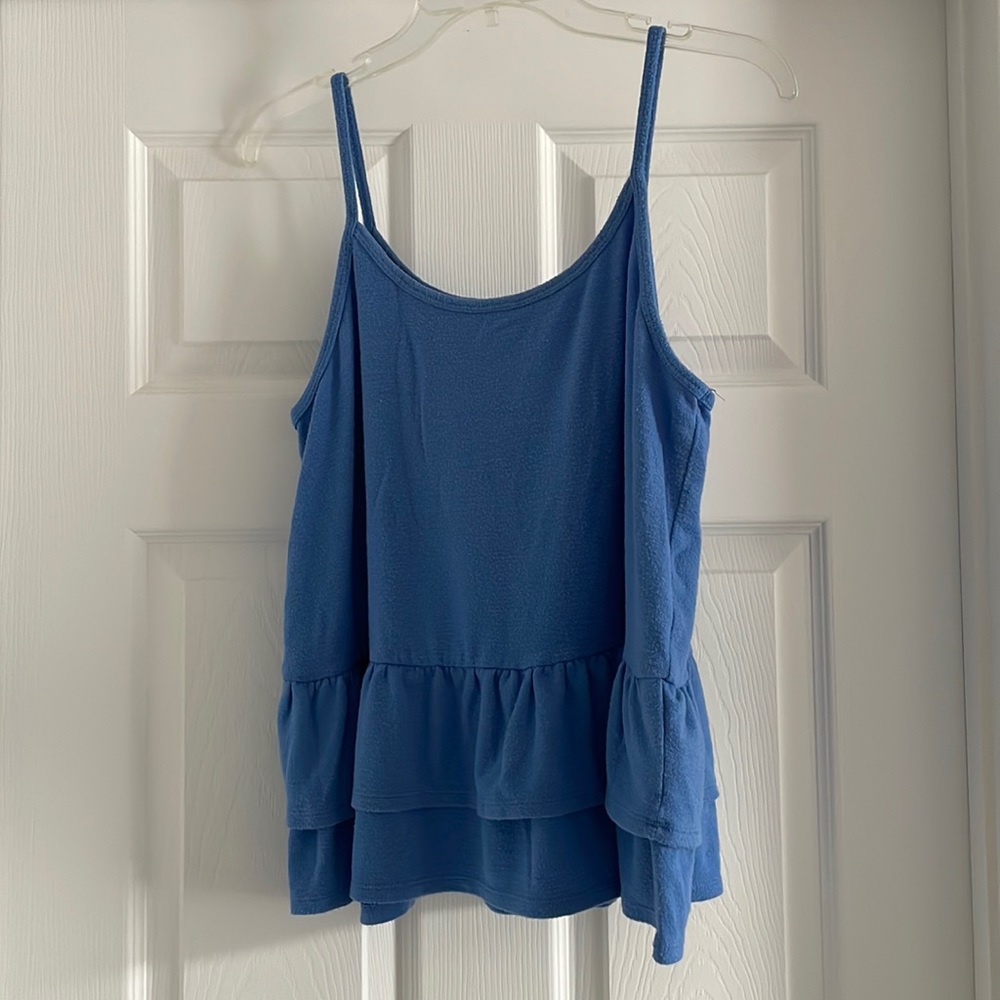 Loft flowy tank